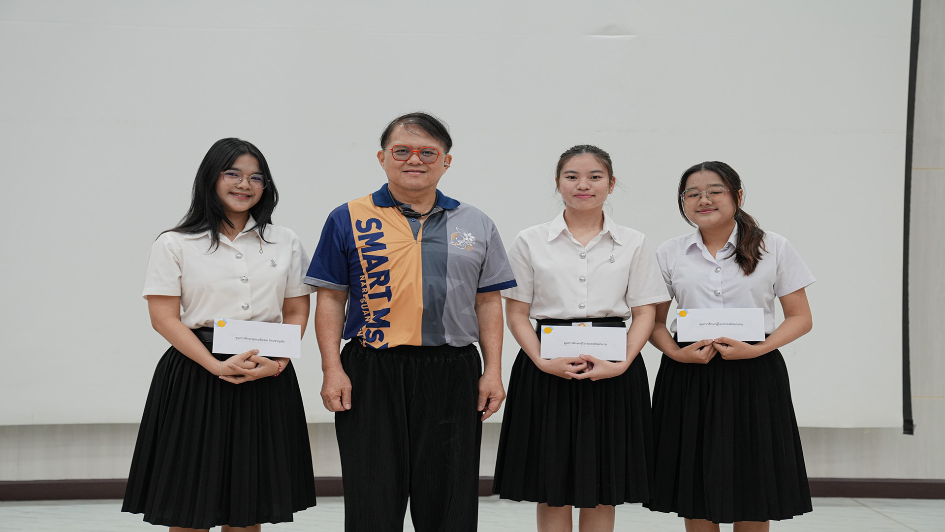 ปันโอกาส สร้างคุณค่าแห่งความดี” คณะวิทยาศาสตร์การแพทย์ มหาวิทยาลัยนเรศวร จัดพิธีมอบทุนการศึกษา ประจำปีการศึกษา 2568